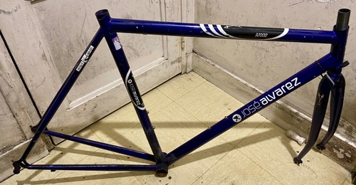 Vends cadre vélo route - de,