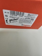 Legrand 077142L - Double prise de courant 2P+T Surface Mosaic 4 modules