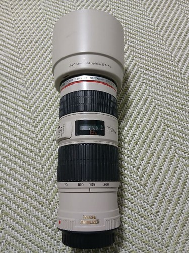 Canon 200mm l is usm - canon,