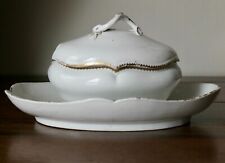 Superbe sucrier en porcelaine