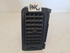 Grille aération avant