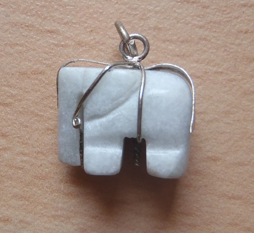 Pendentif elephant jadéite - elephant,
