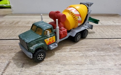 Camion gmc toupie - a, beton