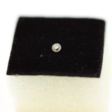0.04 cts DIAMANT CHAMPAGNE