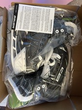 Bauer Icy Hockey skates 3