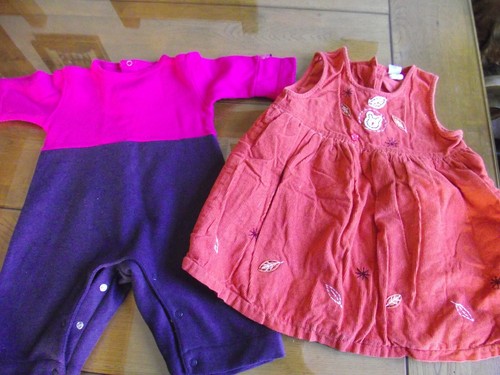 Lot vetements 6 9 - /,