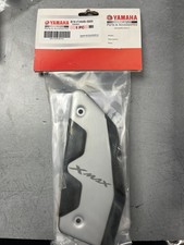 Platines marche-pieds Yamaha XMAX - Aluminium – Réf. B74F74M00000