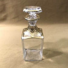 ancienne carafe à liqueurs