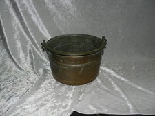 Ancien chaudron marmite en