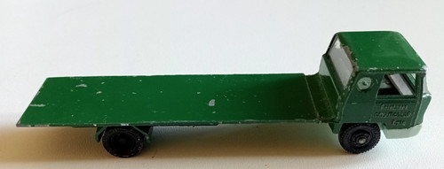 Ancienne majorette rail - rail, route