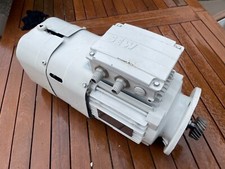 MOTEUR ASYNCHRONE TRIPHASE FREIN SEW