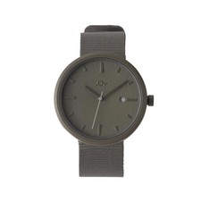 Montre analogique durable pour