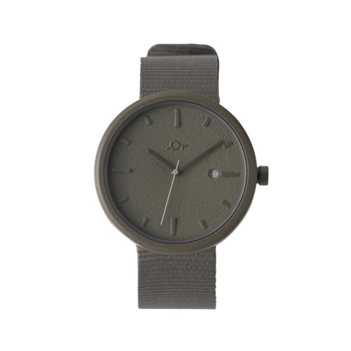 Montre analogique durable pour