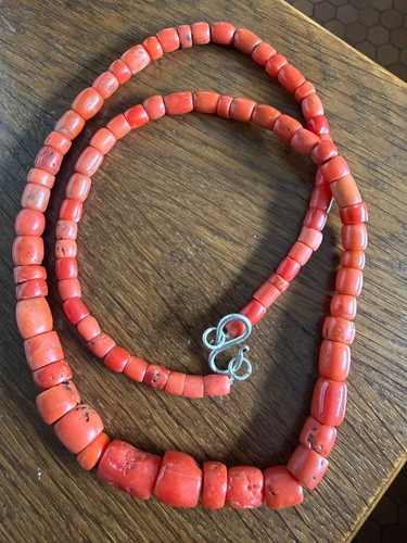 Long collier corail - collier, rouge