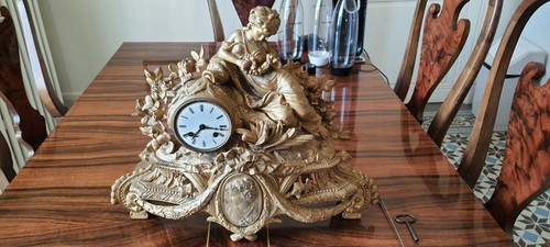 Très belle horloge régule - très,