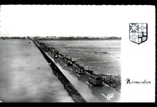 PASSAGE DU GOIS (85) MOTO SIDE-CAR & CITROEN 2CV en 1959