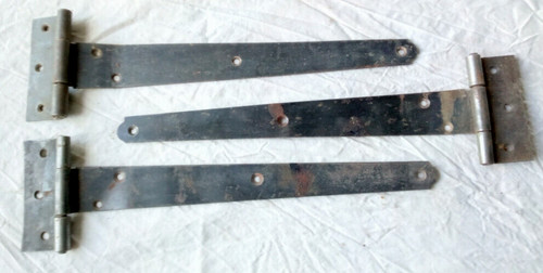 Trois anciennes charniéres - trois,