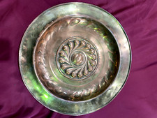 Élégant plat à offrandes en