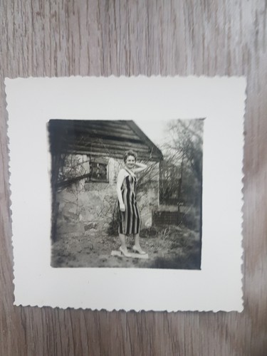 Ancienne petite photo pin - pin, up