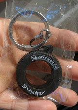 porte clés  pneu MICHELIN ALPIN 5 , neuf en sachet