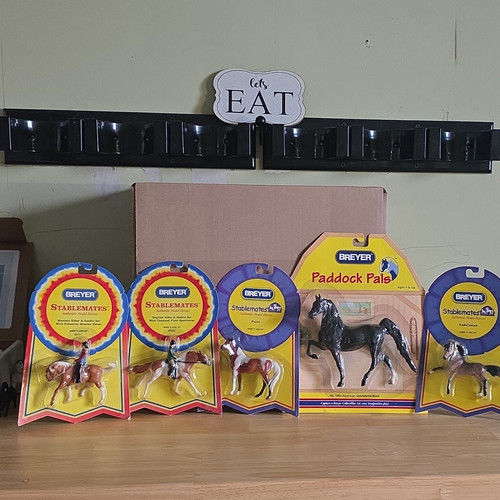 Breyer stablemates model horse - stablemates,