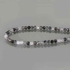 Collier de perles rondes