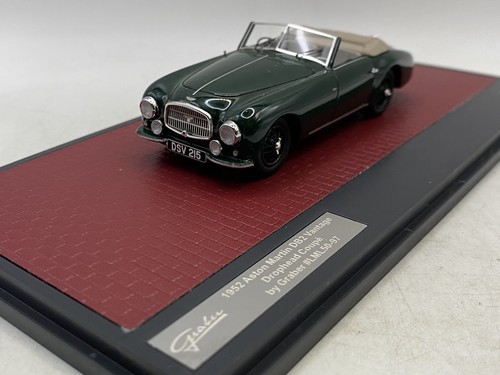 Matrix aston martin - martin, db2