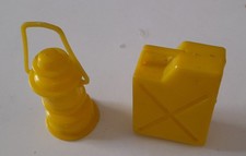 Jerrican et lampe pétrole pour Jeep safari Big Jim accéssoires