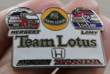PIN'S F1 FORMULA ONE TEAM LOTUS MUGEN HONDA CASQUE JOHNNY HERBERT PEDRO LAMY MFS