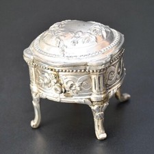 Boite ou coffret à bijoux métal gris forme commode vintage ancienne