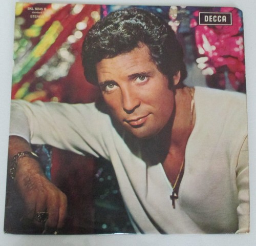 Tours tom jones - tours,