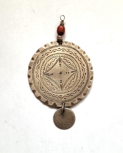 Ancien pendentif berbère - , en