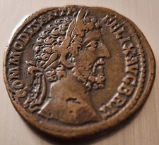 Superbe état pour cette pièce Romaine COMMODE Sesterce voir photo offre acceptée