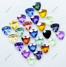 Lot de 25 pierres précieuses