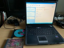 Laptop MEGABOOK M520 with DVD