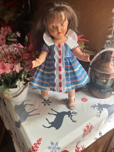 Robe neuve poupee mode - ,