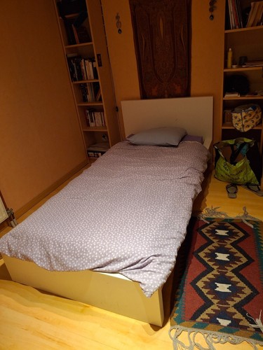 Lit ikea avec - sommier, à