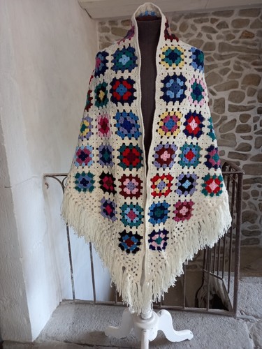 Grand châle multicolore - , en
