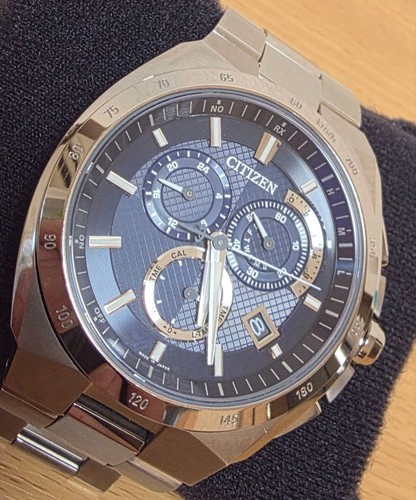 Montre chronographe bleue