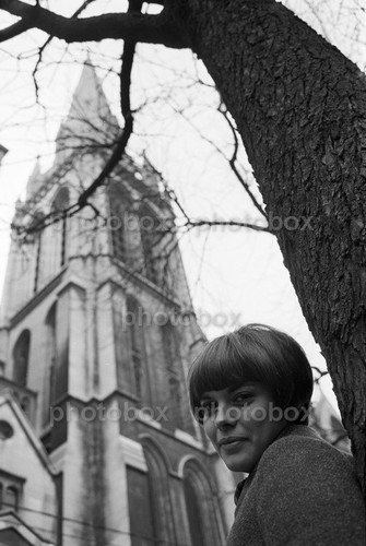 Mireille mathieu exclusive - mireille,