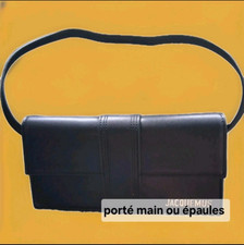 Sac  En Cuir A Porter Main Ou Épaules 28 X 14 X 15 Cms