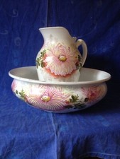 Joli ensemble de toilette en céramique "bassin et broc " Moulin des loups Hamage