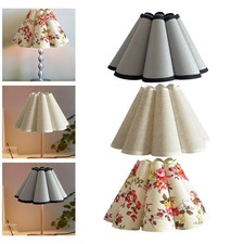 Abat-jour en forme de pétale