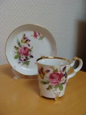Tasse et soucoupe en