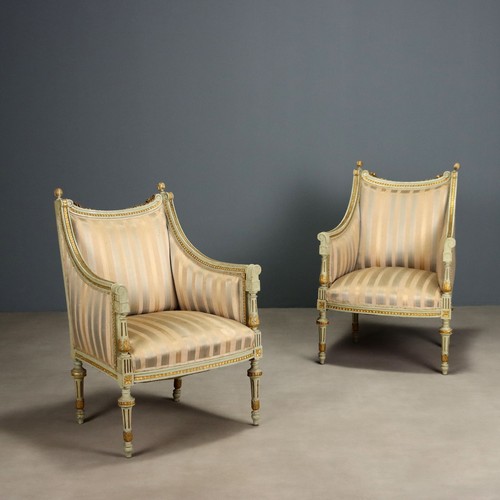 Fauteuils anciens bois gravé - fauteuils,