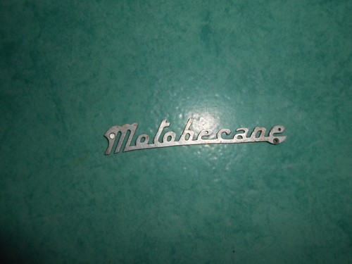Logo monogramme aluminium - /,