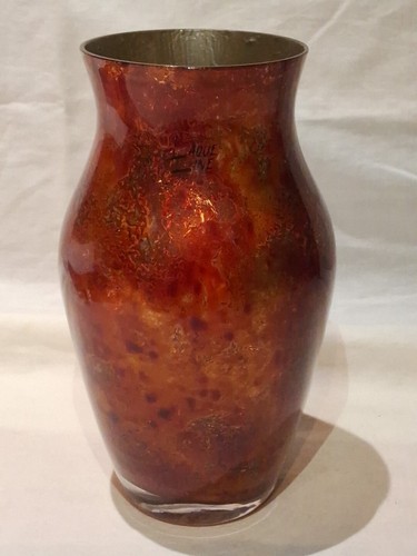 Vase signée laque line pièce - signée,