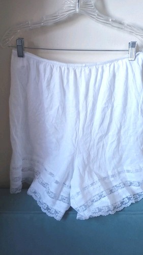 Vtg velrose white - vtg, lace
