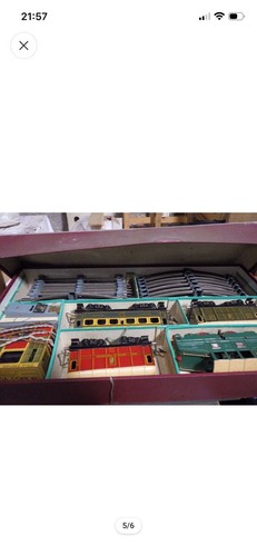 Boîte jep les - boîte, trains