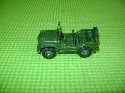 Dinky toys 674 austin champ - toys,